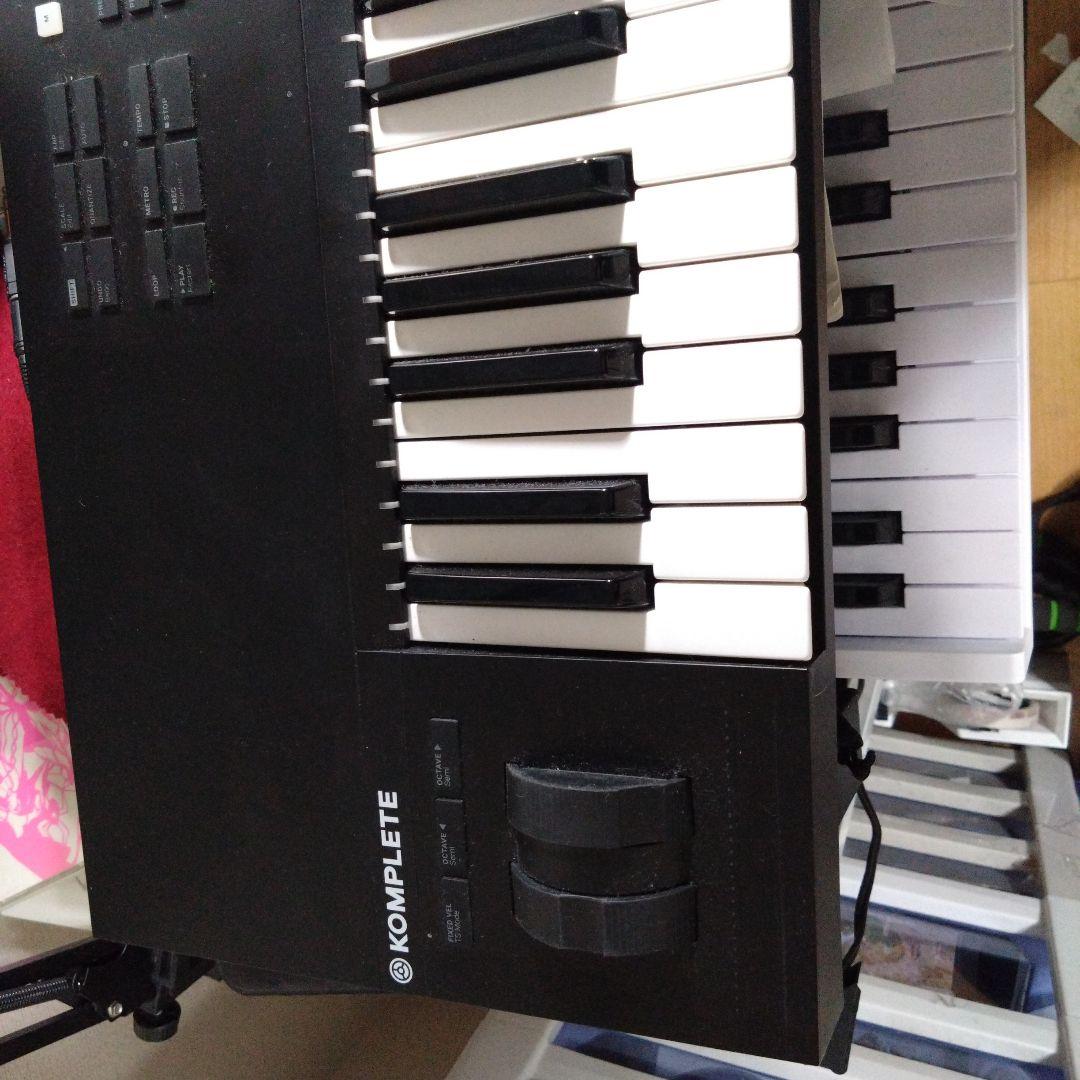 DTM・DAW KOMPLETE KONTROL S61 MK2