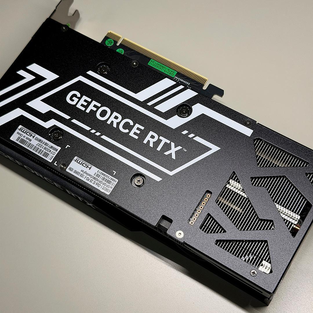 【美品】RTX 4070 12GB 玄人志向 GALAKURO AD103仕様