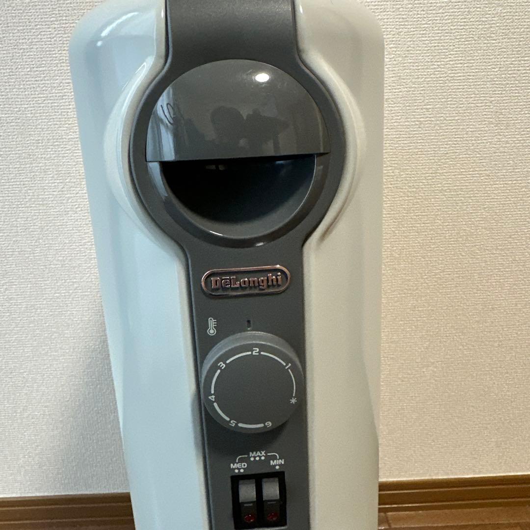 DeLonghi オイルヒーター　RHJ11G0812-DG