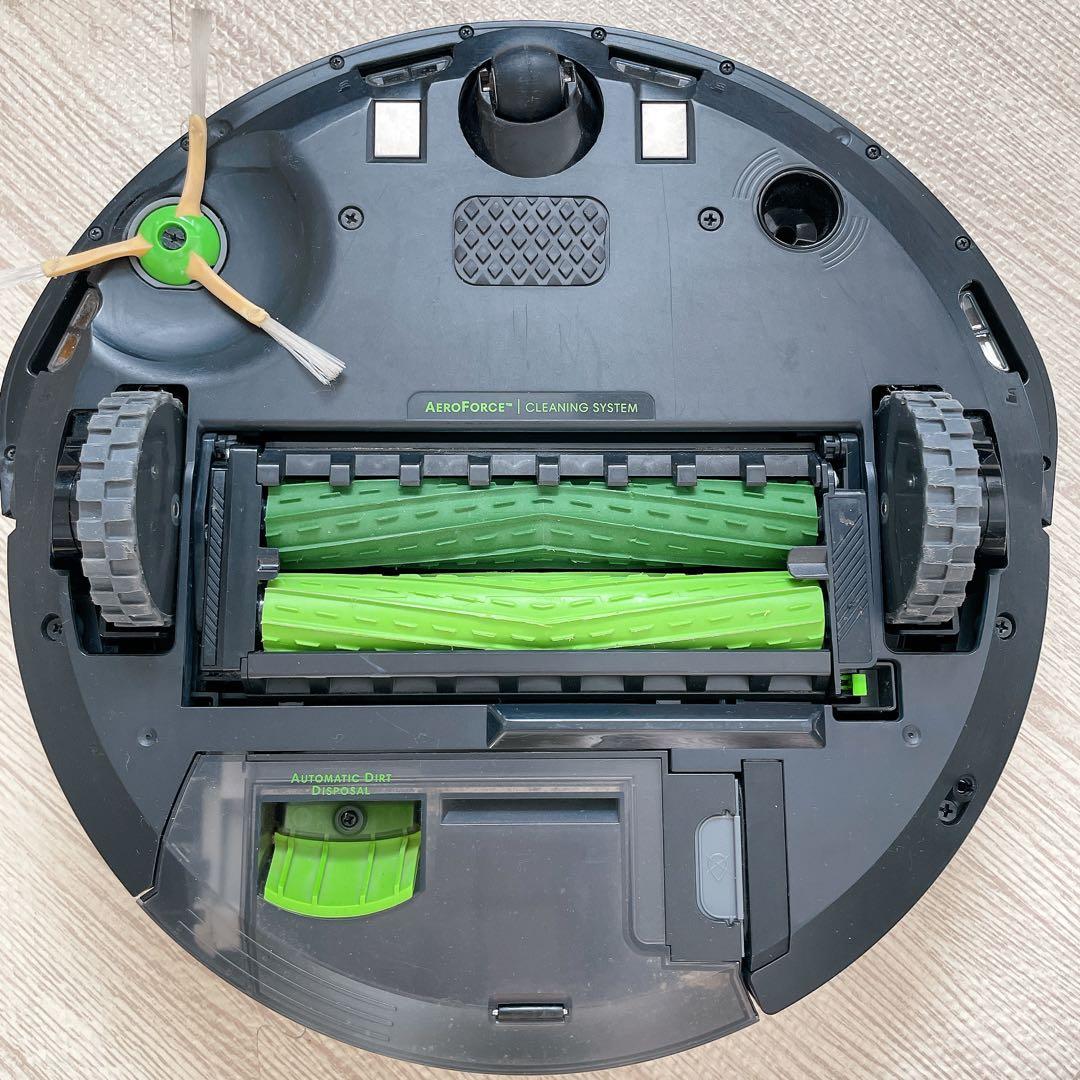 【美品】iRobot Roomba i3+ クリーンベース付き
