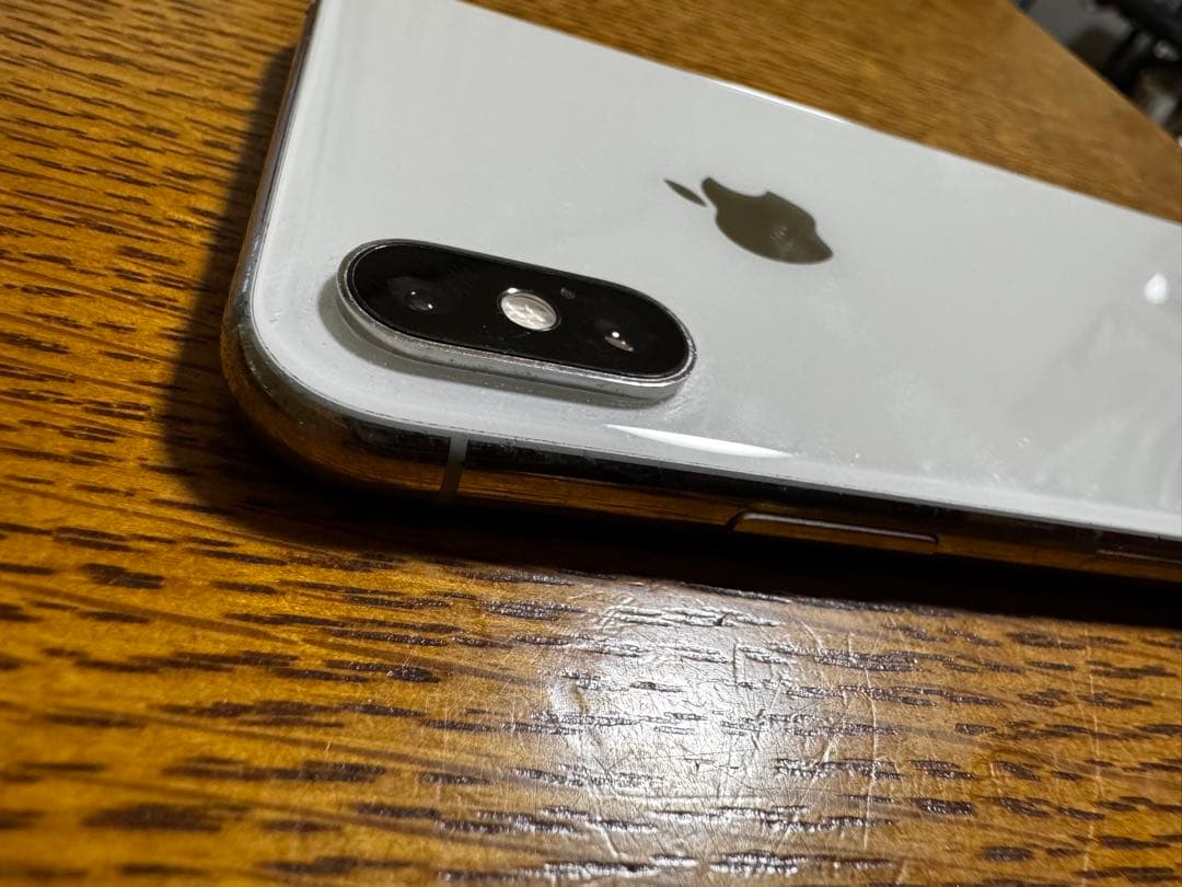 Apple iPhone Xsホワイト 256GB