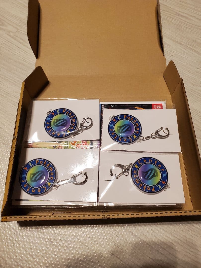 ポケモン レジェンズ Z-A アートブック & キーホルダー & ポストカード