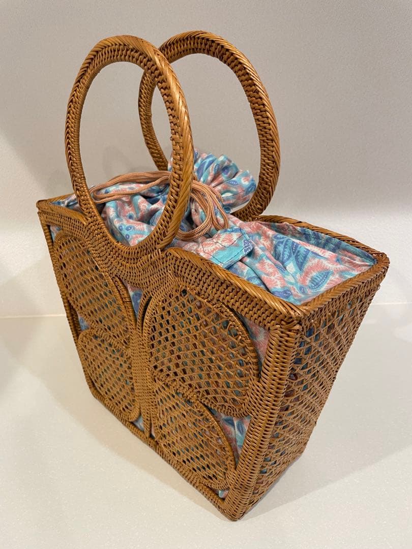 【未使用美品】インドネシア　バリ島　アシタバ　ASHITABA　カゴバッグ