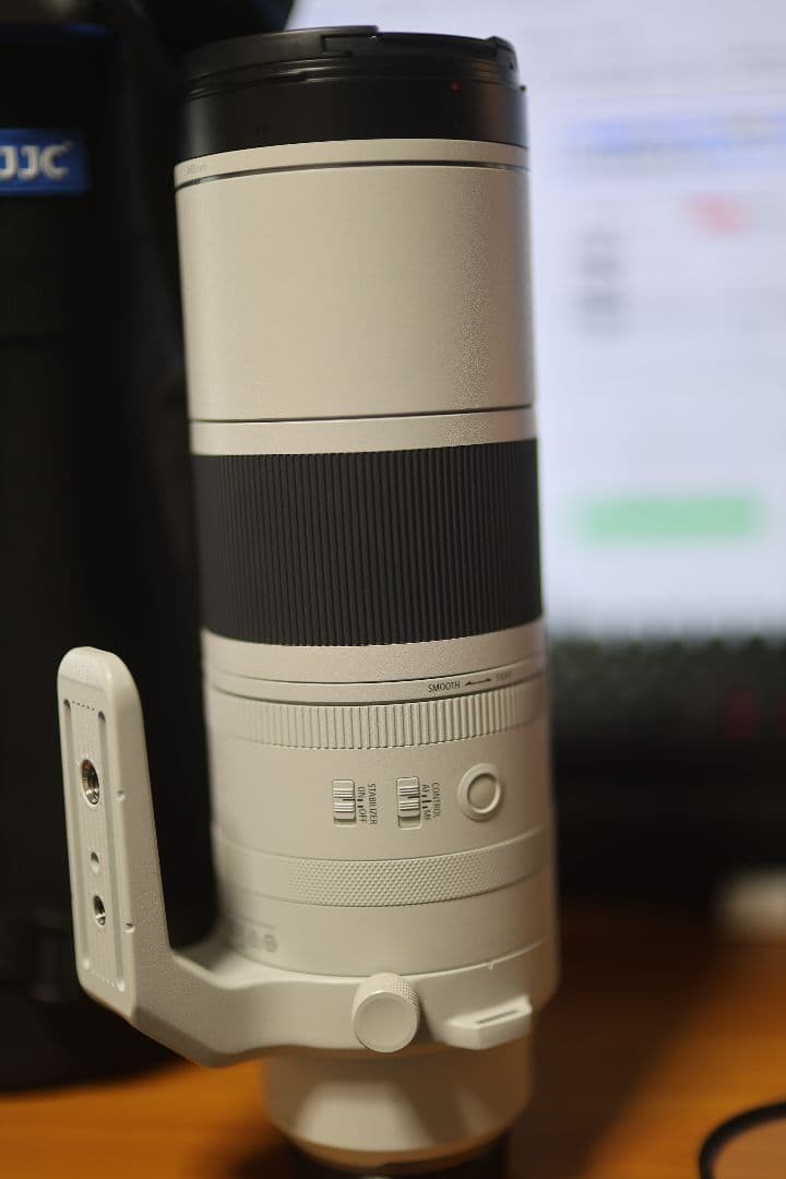 【ステラ】Canon RF200-800mm ズームレンズ 箱有り