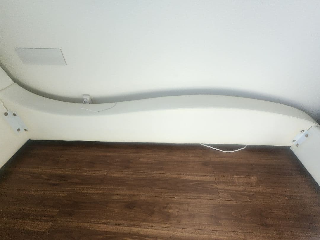 流線型 モダン ダブルベッド