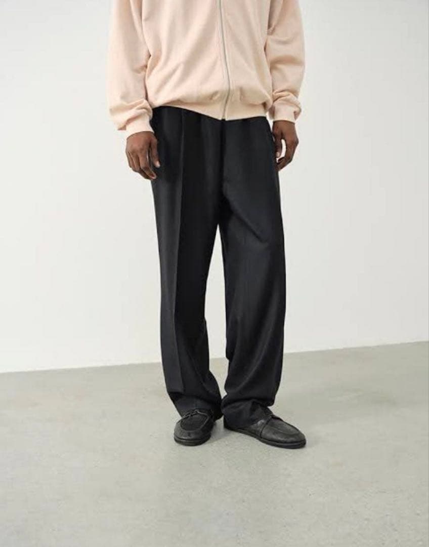 パンツ LIGHT WOOL MAX GABARDINE SLACKS