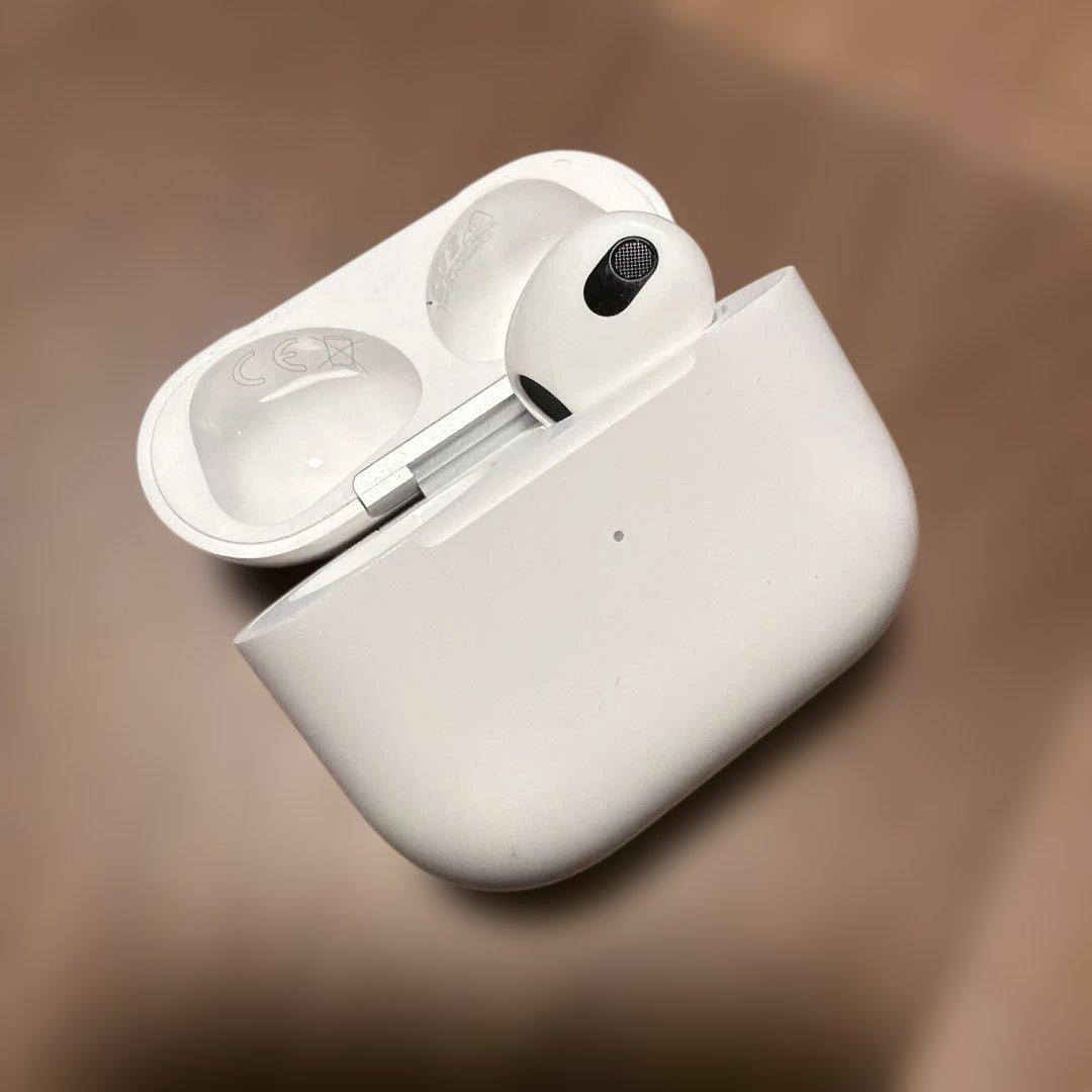 Apple AirPods（第3世代) ※左側のイヤホン無し
