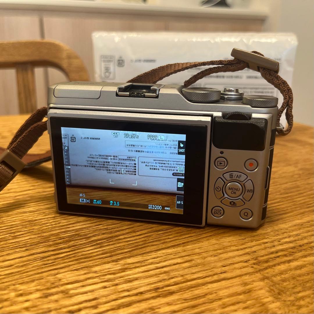 Fujifilm X-A5 デジタルカメラ XC15-45mmレンズ付き