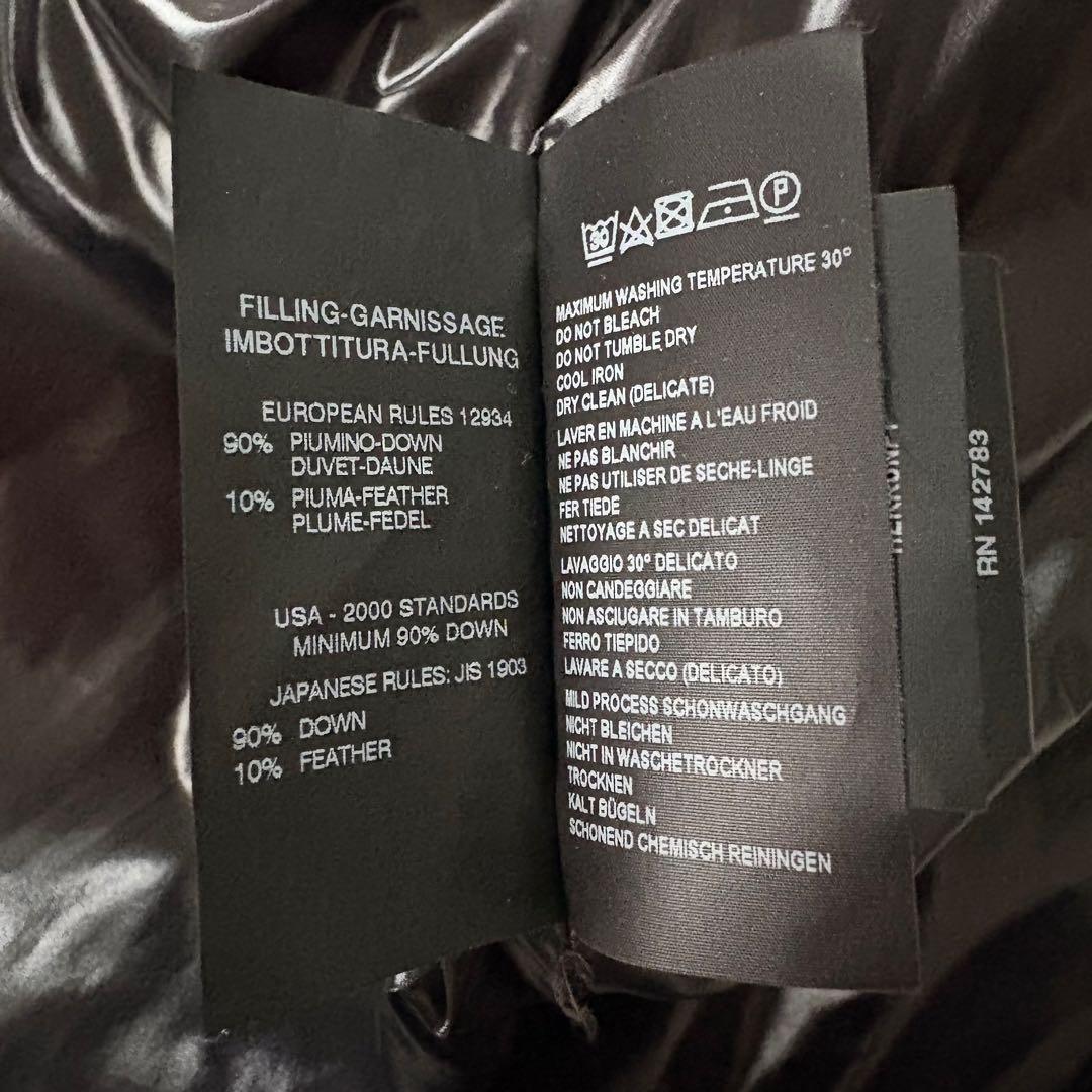 現行　美品　デュベティカ　ダウンベスト　アリステオ　マット　カーキXL