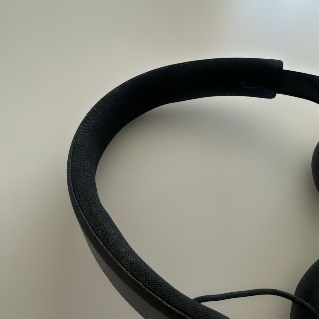 Supreme × B&O Beoplay H4 ヘッドホン