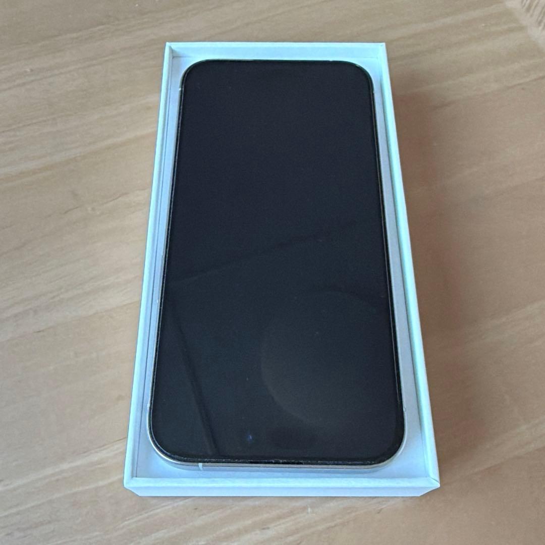 【美品】iPhone15 pro 512GB iPhone 本体　SIMフリー