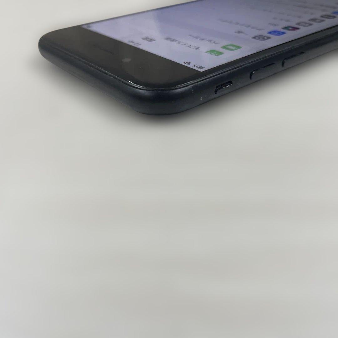 Apple iPhone SE（第2世代） 64GB SIMフリー