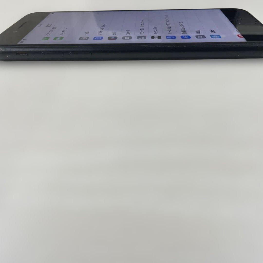 Apple iPhone SE（第2世代） 64GB SIMフリー