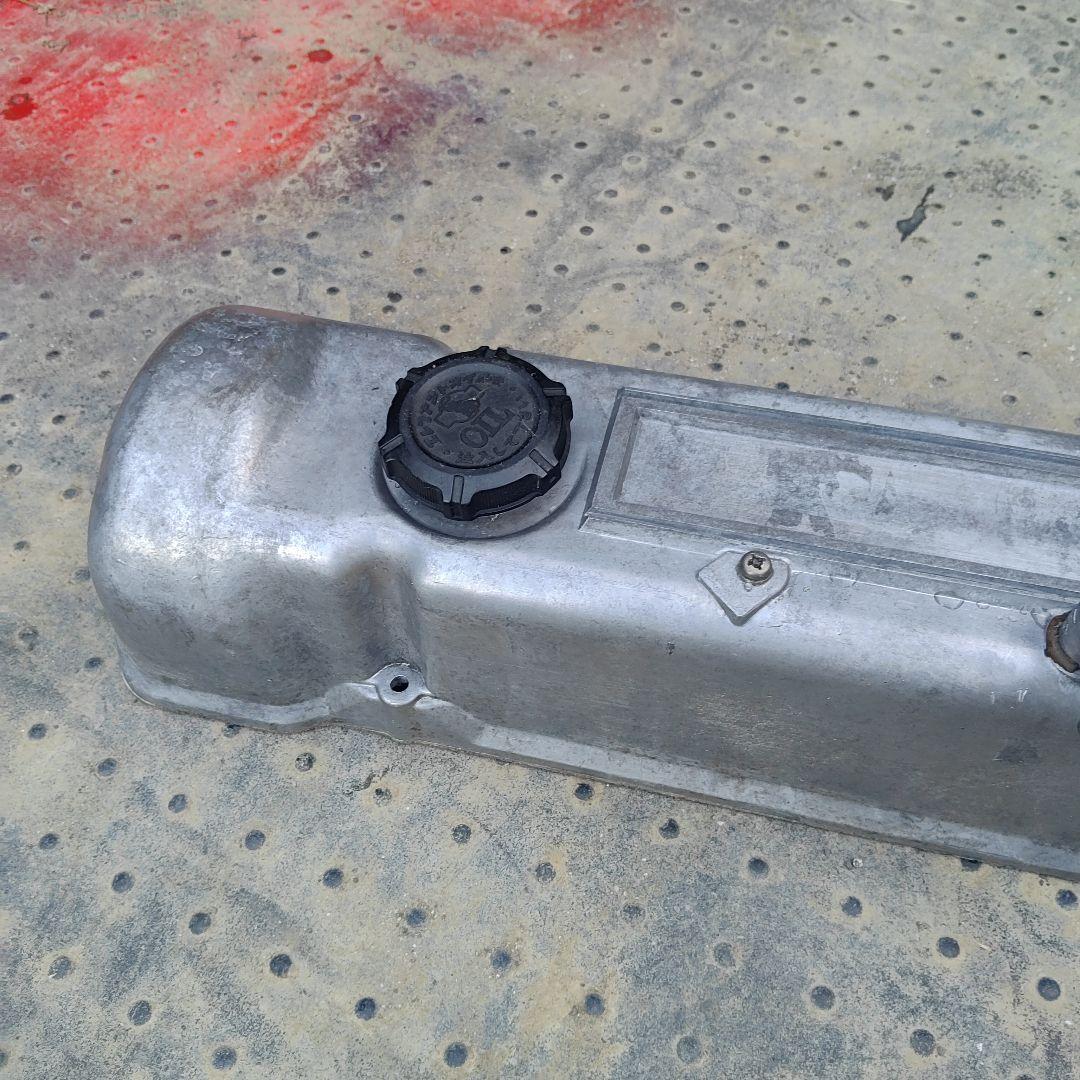 Nissan L型ターボバルブカバー 中古