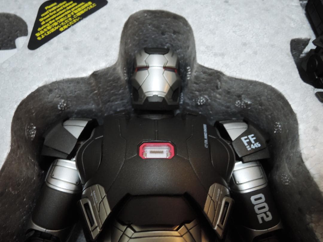 ホットトイズ アイアンマン3 ウォーマシン マーク2 1/6