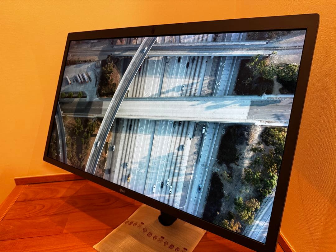 LG UltraFine 5K 27インチ Display For Mac