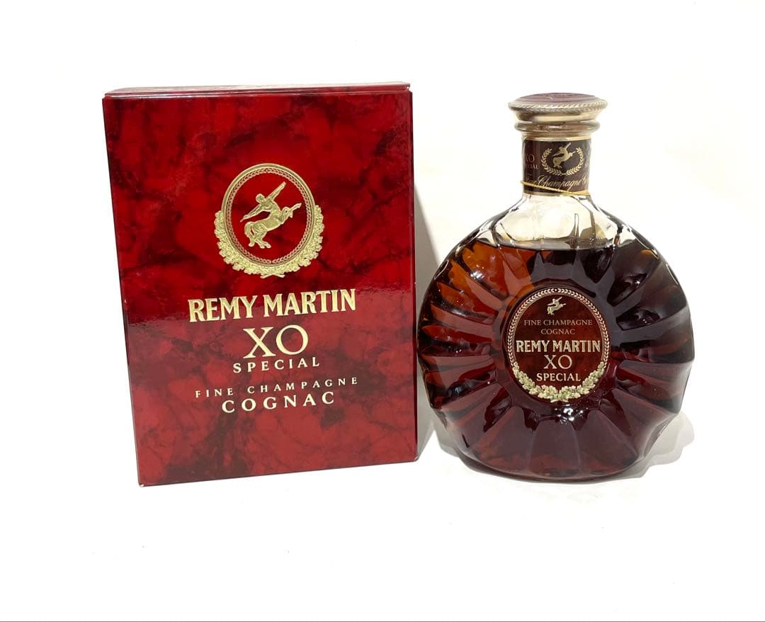 ★未開栓 REMY MARTIN XO スペシャル 40％ 700ml 旧ラベル