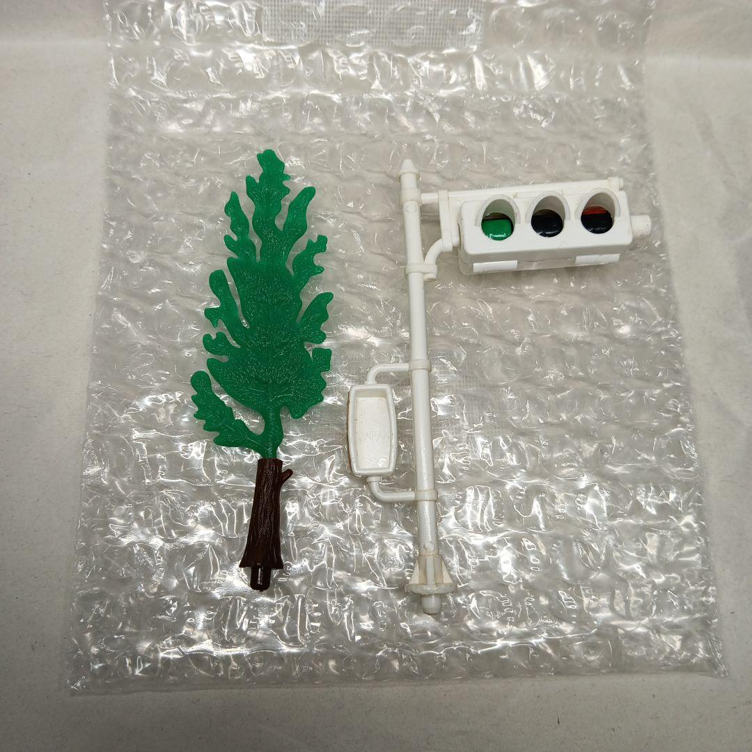 ル*ー様 TOMY トミカタウン 信号機・樹木セット　初期 旧タイプ