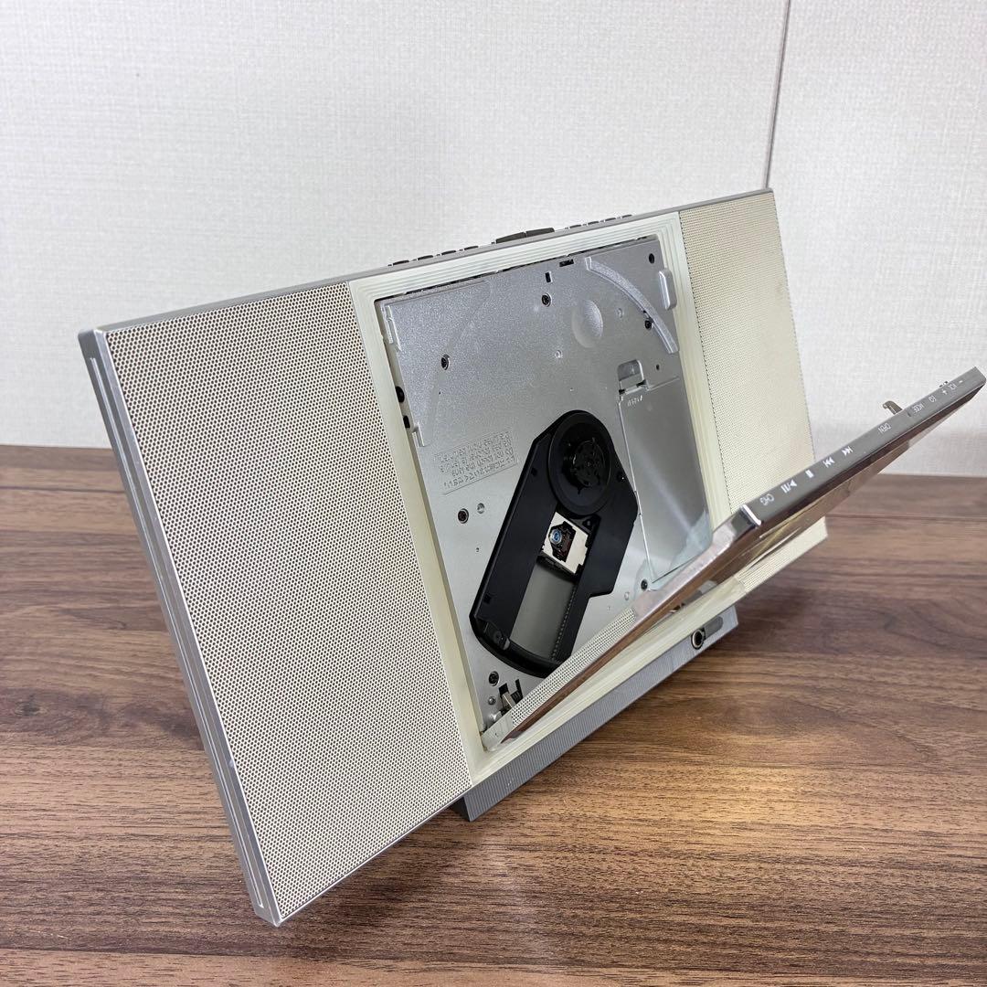 【動作品】Panasonic SL-J900 ポータブルCDプレーヤー ゴールド