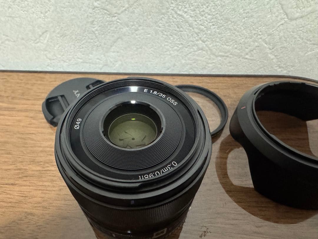 SONY E 35mm F1.8 OSS レンズ　SLE35F18