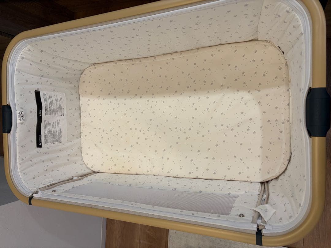 ２０２４年製　ベビーベッド　HZDMJ