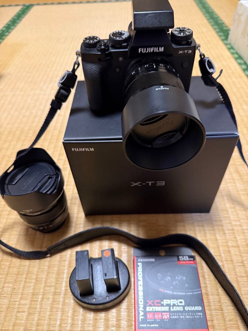 FUJIFILM X-T3レンズ2本（33mm F1.4、16mm F1.4）他