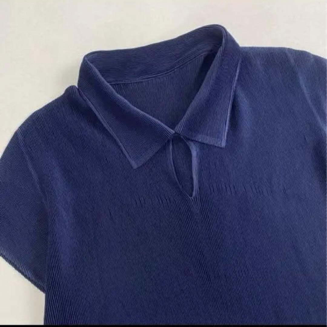 プリーツプリーズ　ネイビー 半袖トップス