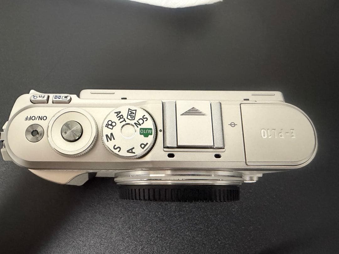 OLYMPUS PEN E-PL10 ホワイト ダブルズームキット