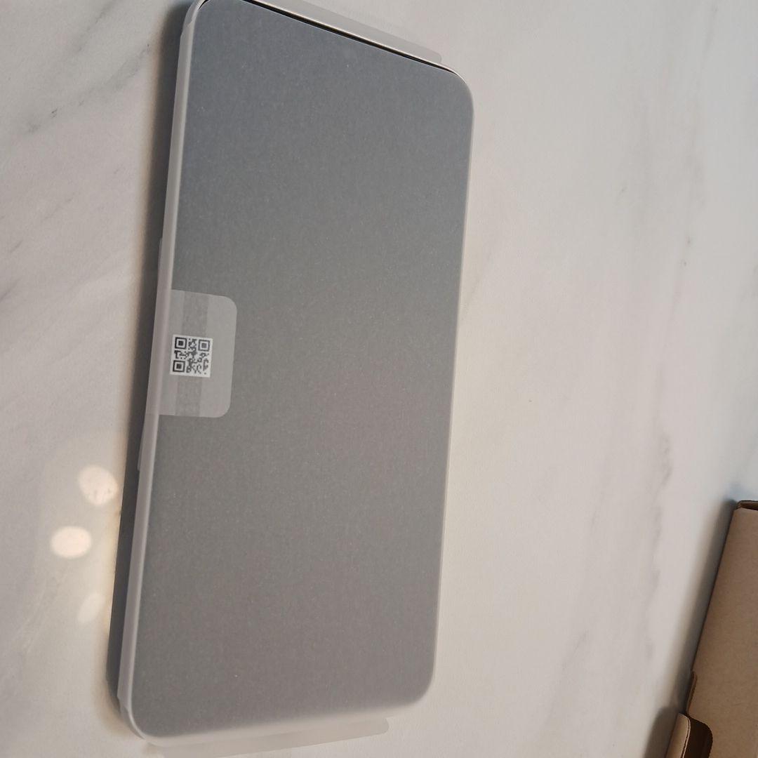 arrows We2 シルバー IP65防水・防塵対応