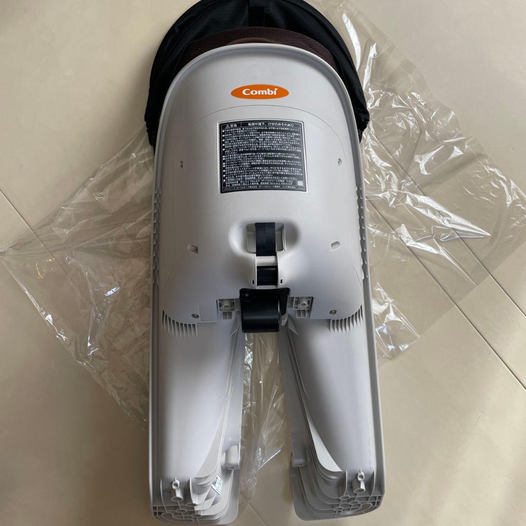 Combi ギュットクルーム　自転車用チャイルドシート前用本体(✩お値下げ中✩)