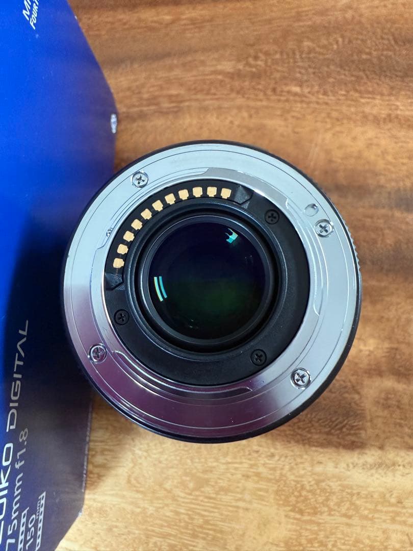 OLYMPUS M.ZUIKO DIGITAL ED 75mm f1.8 極美品