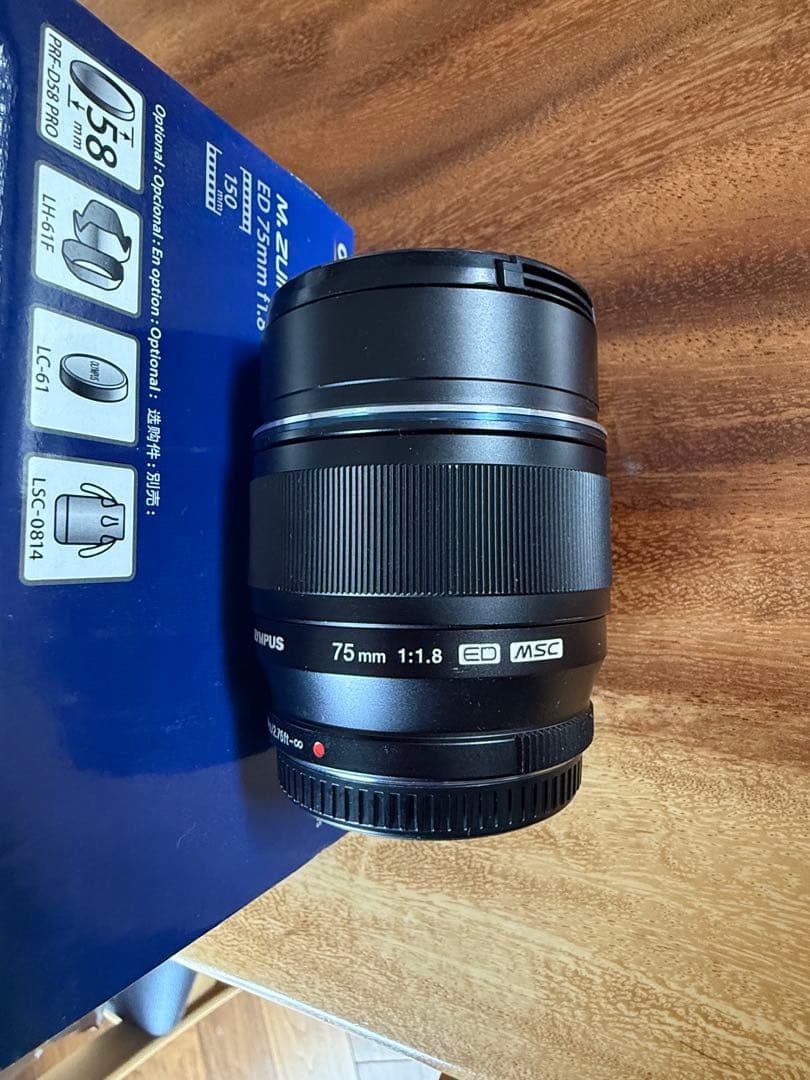 OLYMPUS M.ZUIKO DIGITAL ED 75mm f1.8 極美品
