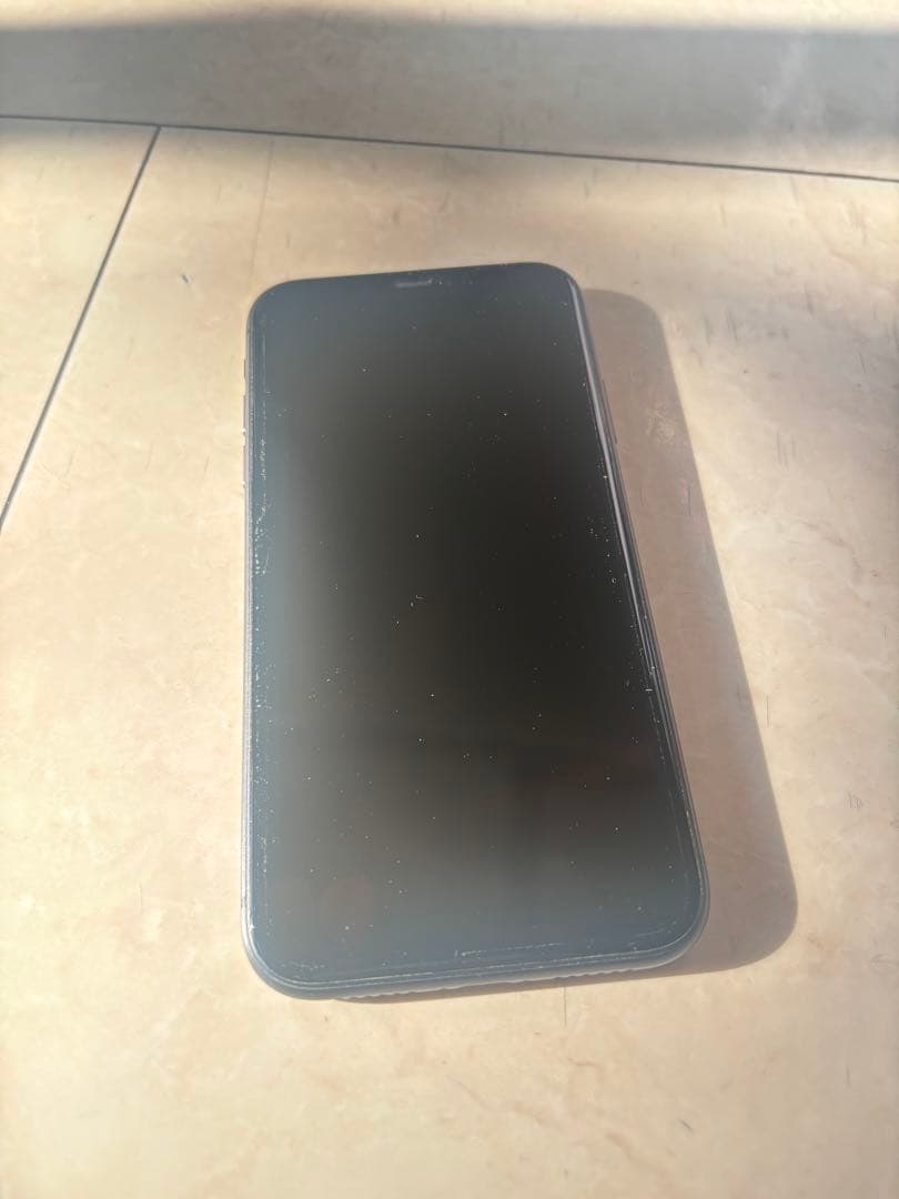 Apple iPhone 11 ブラック 本体　128GB