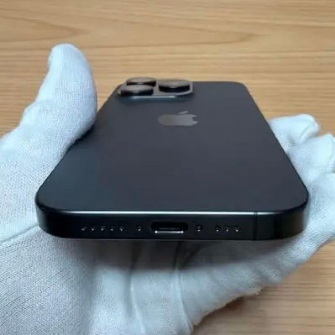 iPhone 15PRO 256GB ブラックチタニウム　SIMフリー