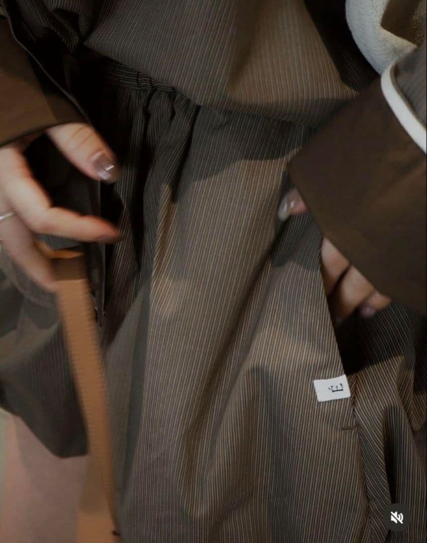 新品タグ付き　エトレトウキョウ　ストライプバルーンショートパンツ　　Sサイズ