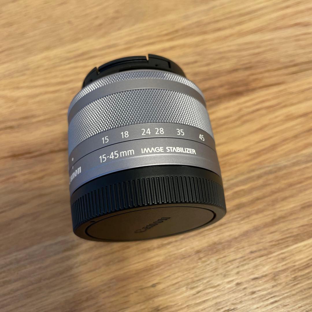 Canon ef-m 15-45mm f/3.5-6.3 is stmレンズ