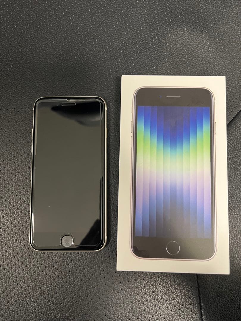 Apple iPhone SE (第3世代) Starlight 未使用