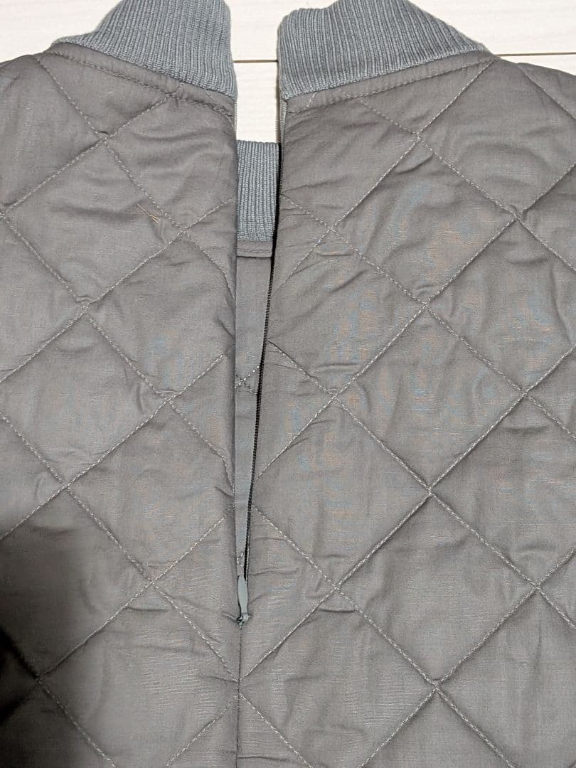 キルティングプルオーバー