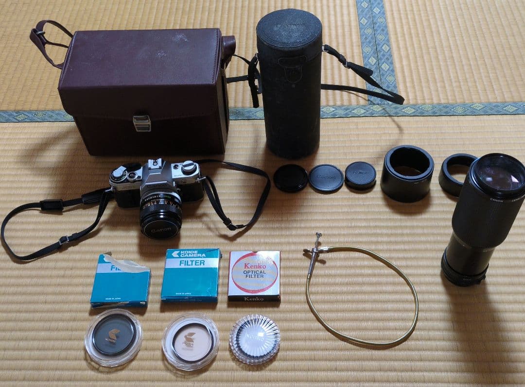 CANON AE-1、望遠レンズ等　カメラ一式