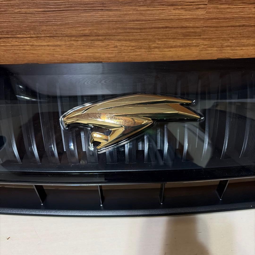 60ハリアー純正フロントグリル