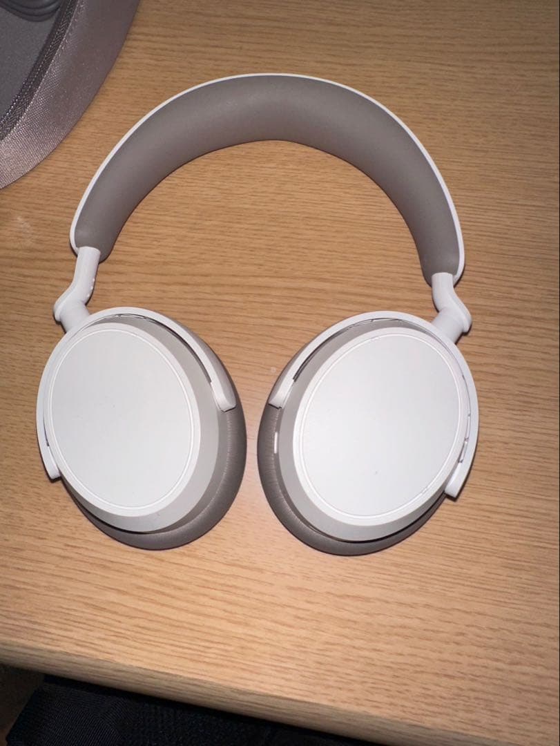 Sennheiser Accentum Plus ワイヤレスヘッドホン