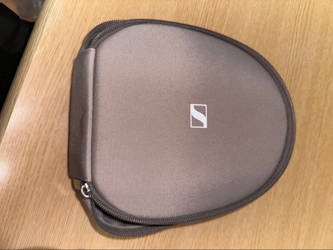 Sennheiser Accentum Plus ワイヤレスヘッドホン