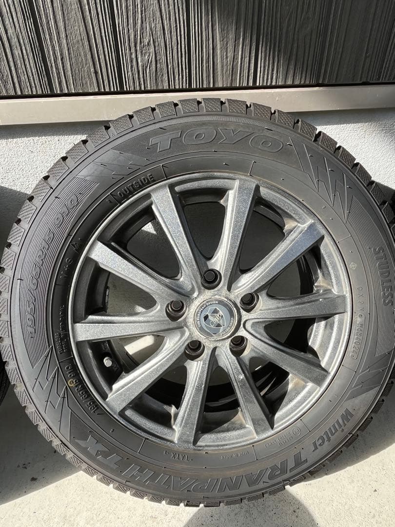 TOYOタイヤ　195/65R15スタッドレスタイヤ　ホイール　2024年製造