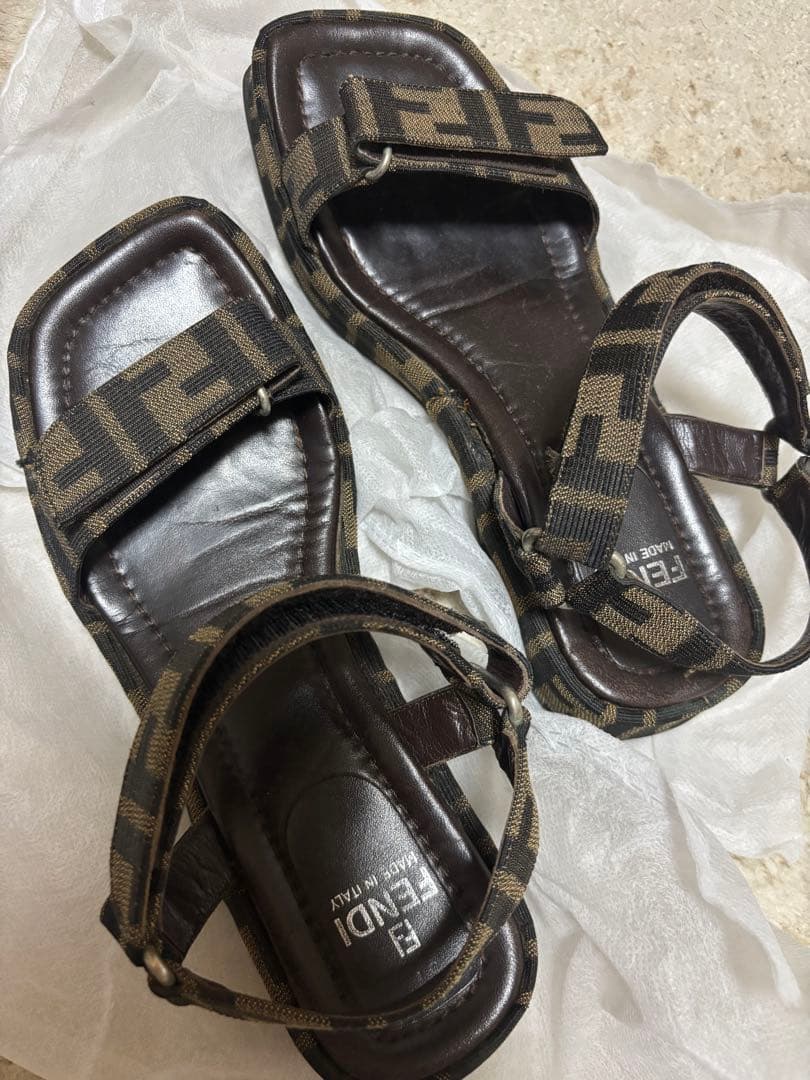 フェンディ♡FENDI♡サンダル♡37サイズ♡お値下げ可