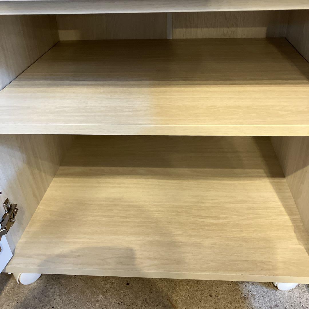 ニトリ　レンジボード キッチンボード　キッチン収納　コンセント穴有り