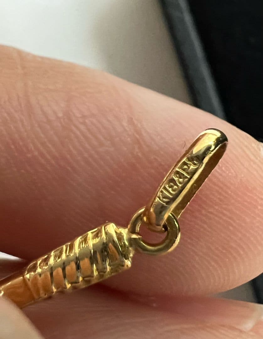 限定価額　K18　テニスラケットモチーフ ペンダントトップ