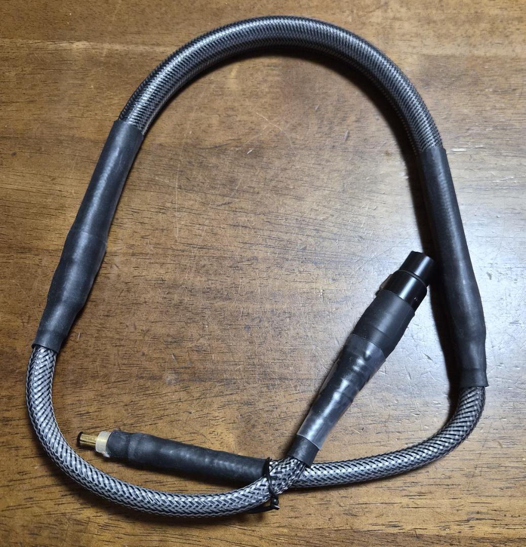 SILVER RUNNING XLR端子電源ケーブル