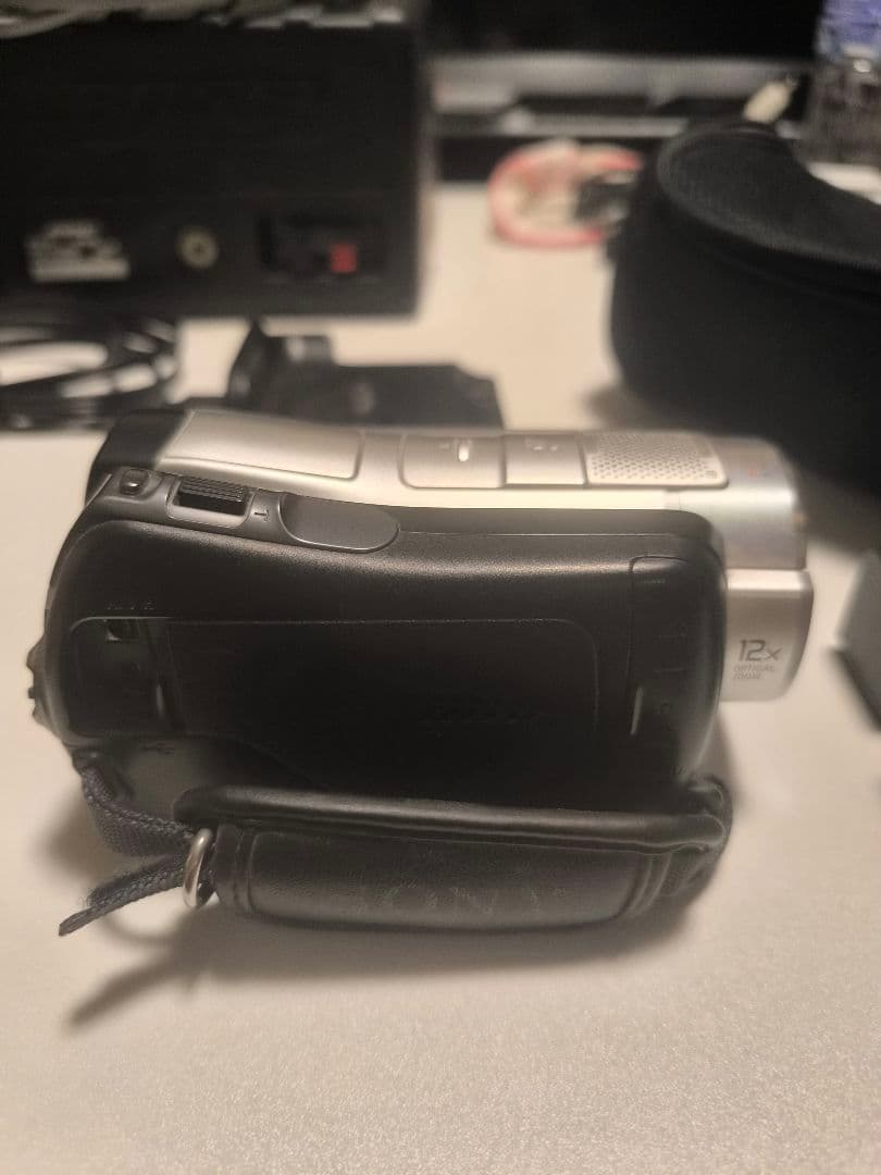 デジタルHDビデオカメラレコーダー HDR-SR11