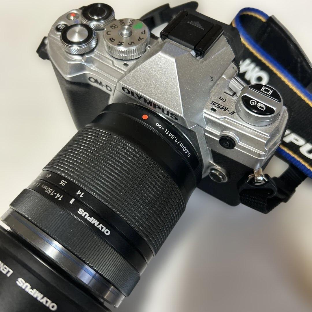 デジタルカメラ Olympus OM-D E-M5