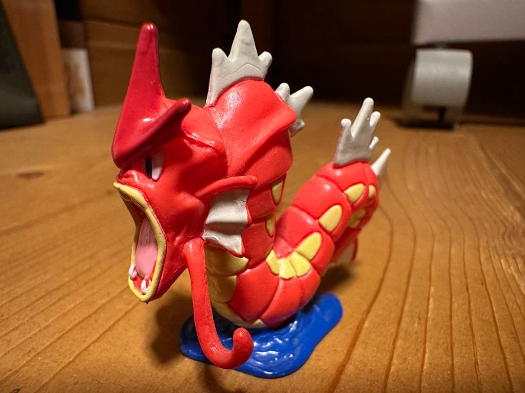 最終値下げ！モンコレ非売品ギャラドス